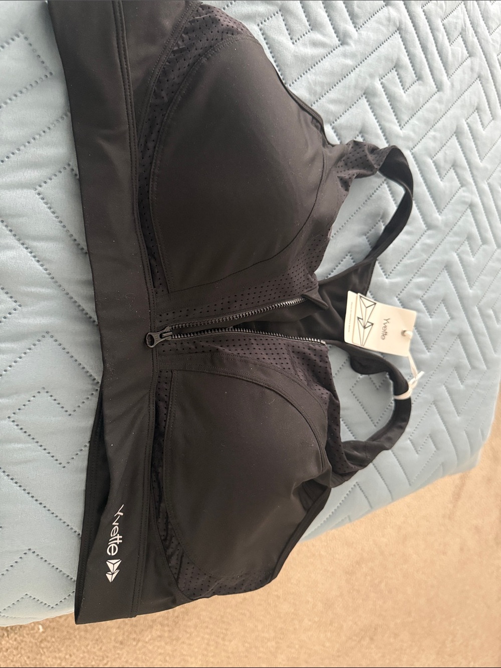 Yvette Black Front-Zip Sports Bra